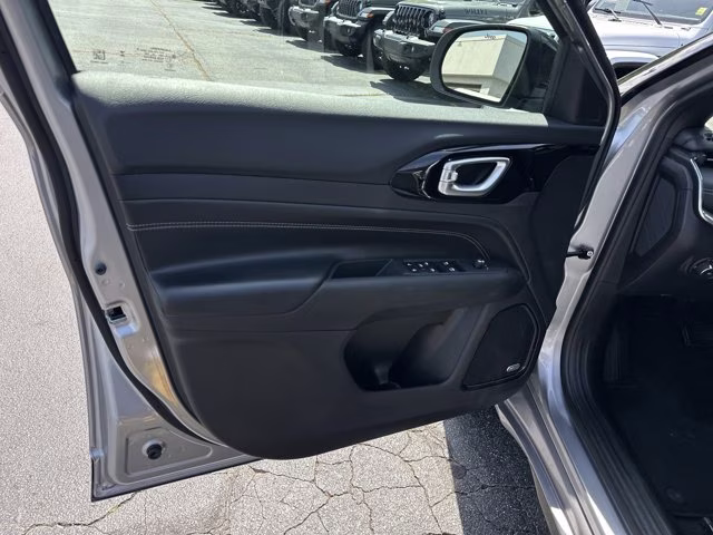 2023 Billet Silver Metallic Clearcoat Jeep Compass High Altitude 4X4 SUV