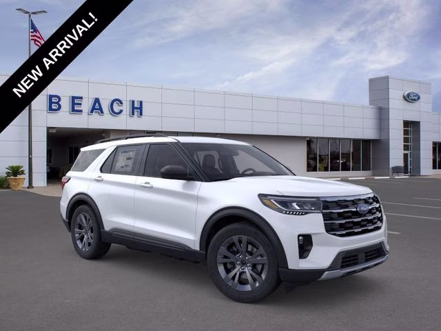 2026 White Ford Explorer Active 4X4 SUV