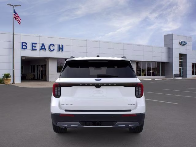 2026 White Ford Explorer Active 4X4 SUV