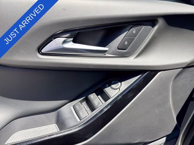 2026 Sterling Gray Metallic Chevrolet Equinox LT FWD SUV