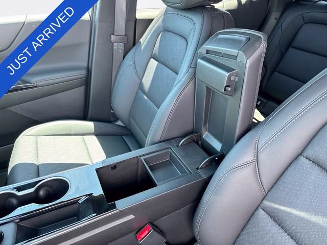 2026 Sterling Gray Metallic Chevrolet Equinox LT FWD SUV