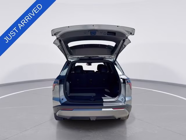 2026 Sterling Gray Metallic Chevrolet Equinox LT FWD SUV