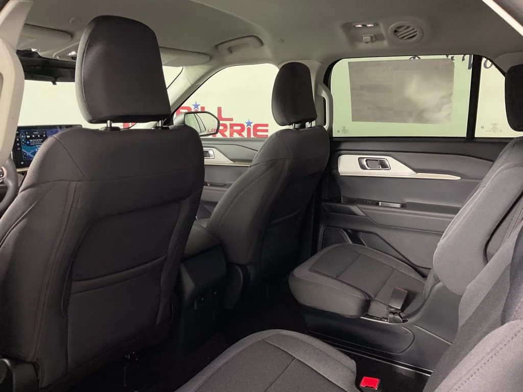 2026 White Ford Explorer Active RWD SUV