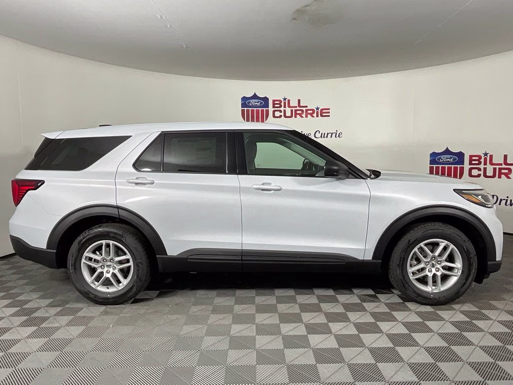 2026 White Ford Explorer Active RWD SUV