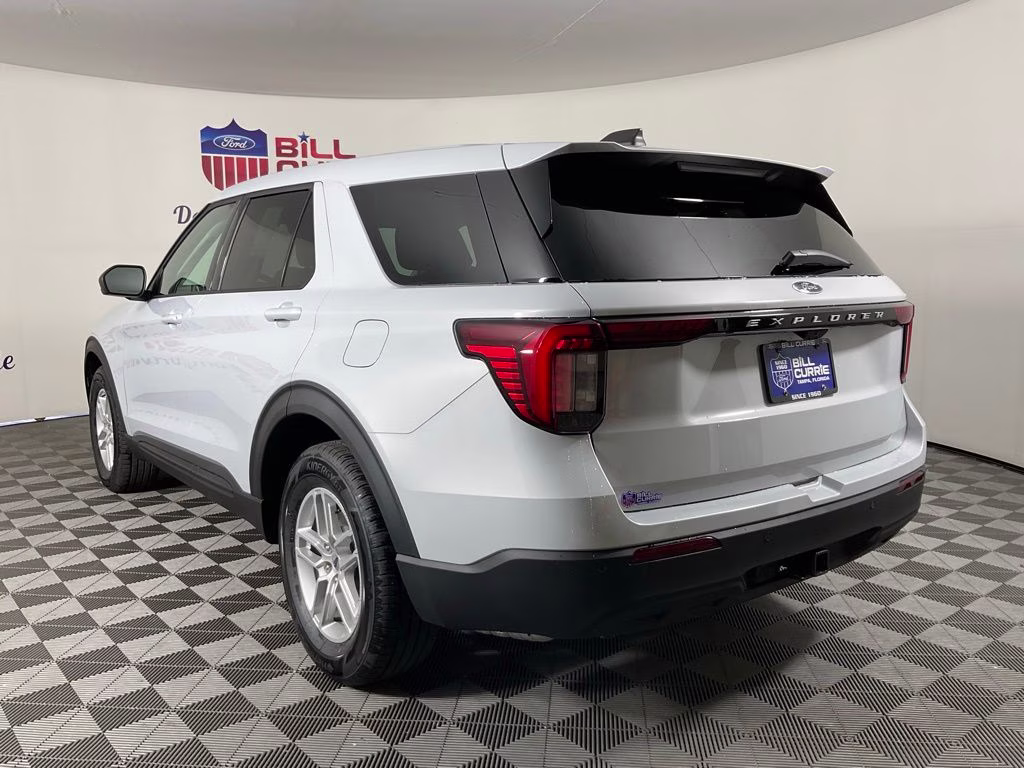 2026 White Ford Explorer Active RWD SUV