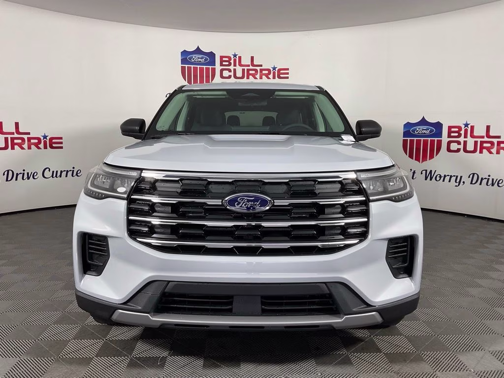 2026 White Ford Explorer Active RWD SUV