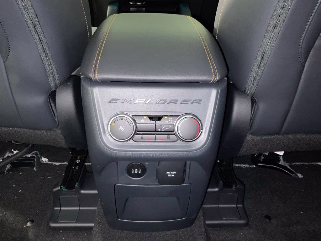 2026 White Ford Explorer Tremor 4X4 SUV