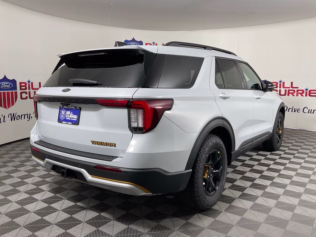 2026 White Ford Explorer Tremor 4X4 SUV