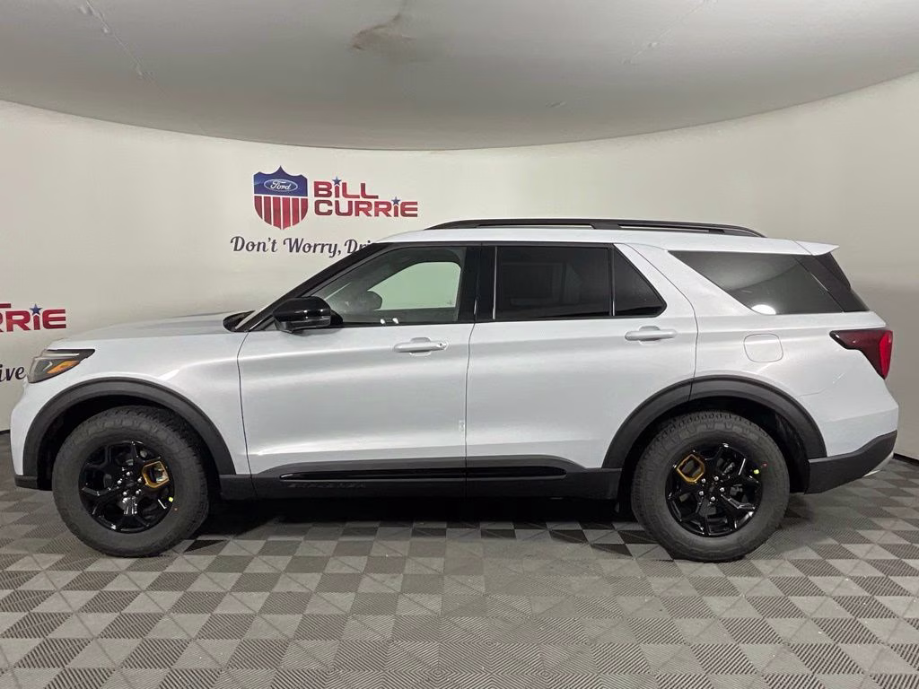 2026 White Ford Explorer Tremor 4X4 SUV