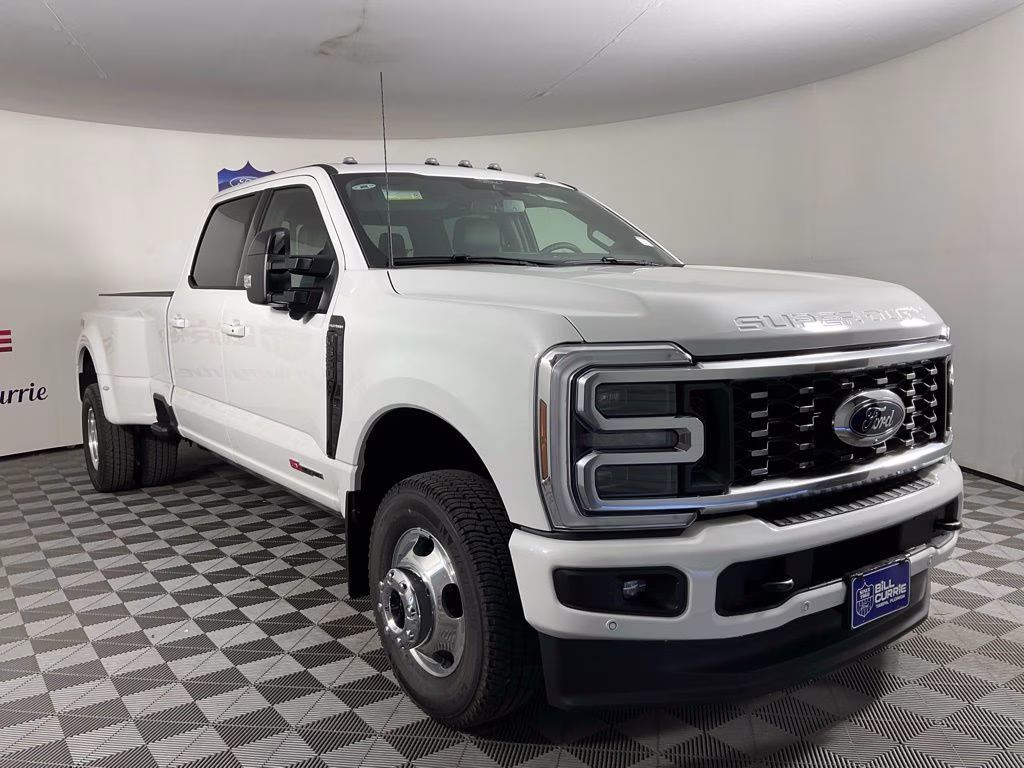 2026 White Ford Super Duty F-350 DRW 4X4 Truck