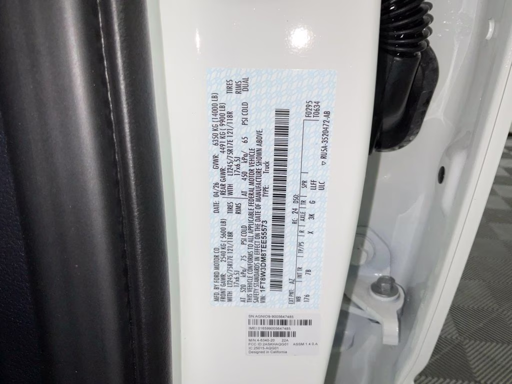 2026 White Ford Super Duty F-350 DRW 4X4 Truck
