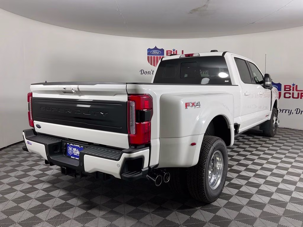 2026 White Ford Super Duty F-350 DRW 4X4 Truck