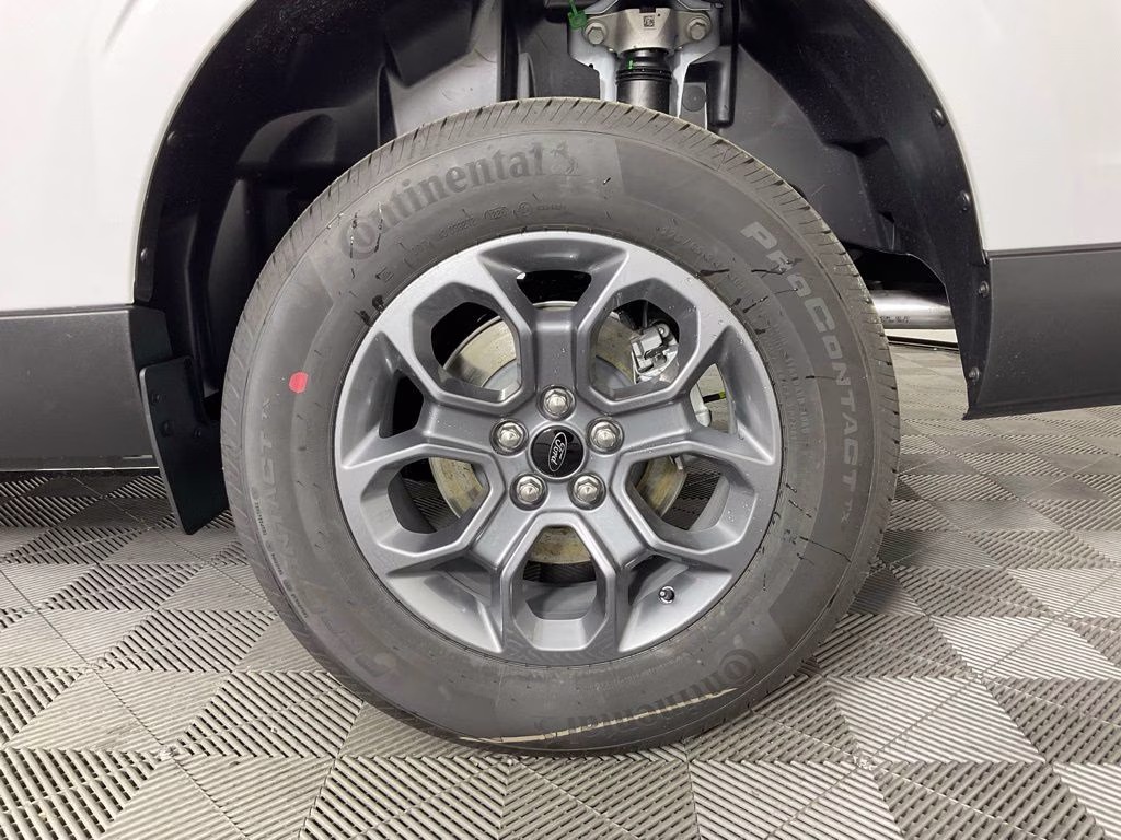 2026 Oxford White Ford Maverick XLT FWD Truck