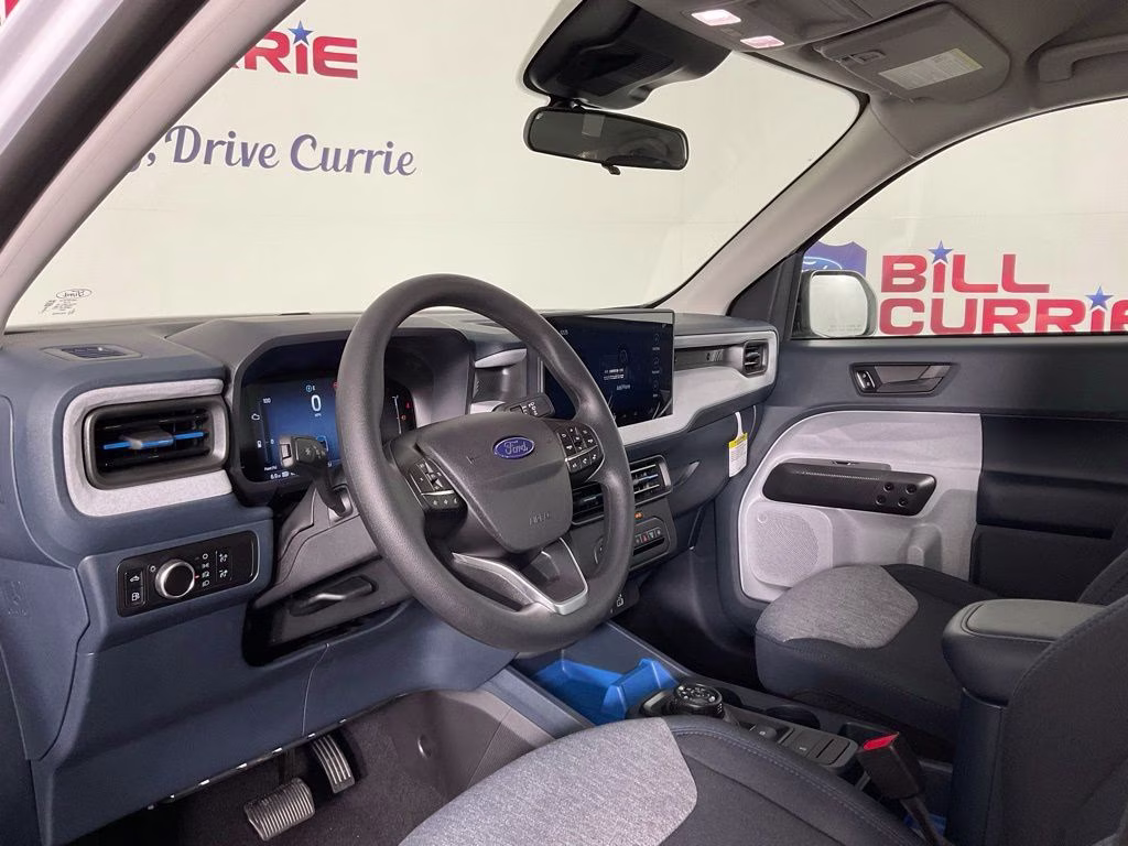2026 Oxford White Ford Maverick XLT FWD Truck