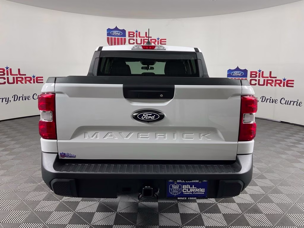 2026 Oxford White Ford Maverick XLT FWD Truck