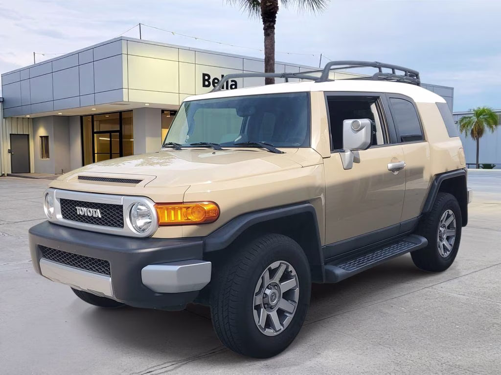 2014 Quicksand Toyota FJ Cruiser Base 4X4 SUV