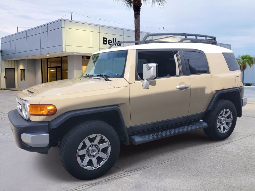 2014 Quicksand Toyota FJ Cruiser Base 4X4 SUV