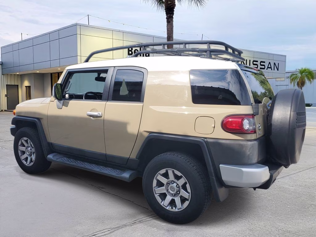 2014 Quicksand Toyota FJ Cruiser Base 4X4 SUV