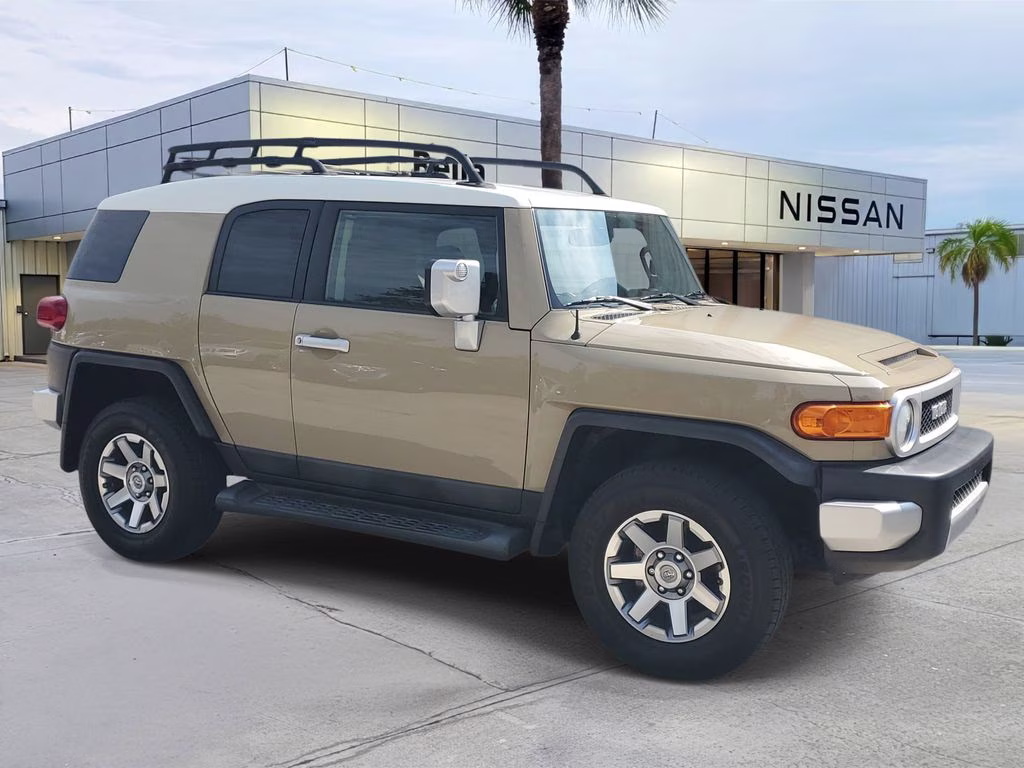 2014 Quicksand Toyota FJ Cruiser Base 4X4 SUV