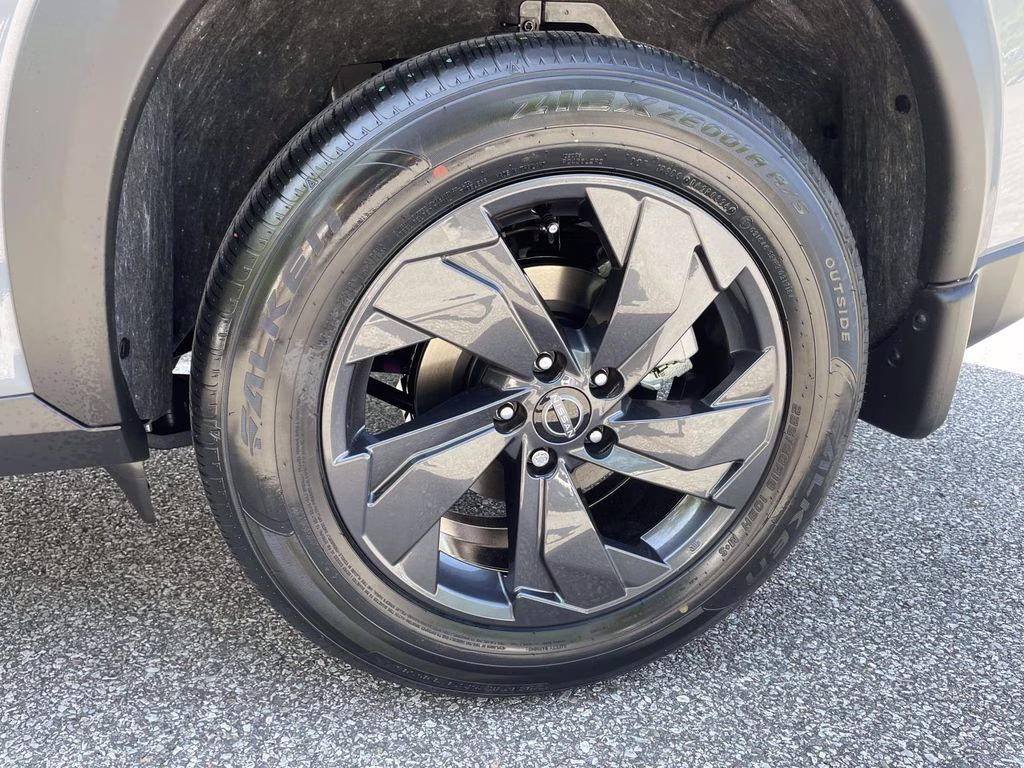 2026 Boulder Gray Pearl Nissan Rogue SV FWD SUV