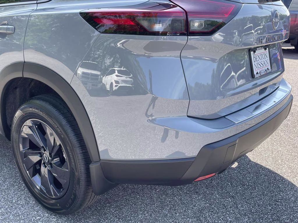 2026 Boulder Gray Pearl Nissan Rogue SV FWD SUV