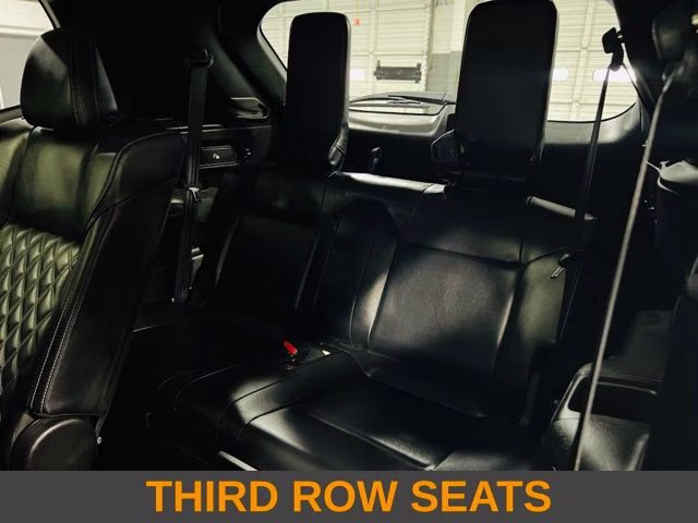 2025 White Diamond Mitsubishi Outlander PHEV SEL AWD SUV