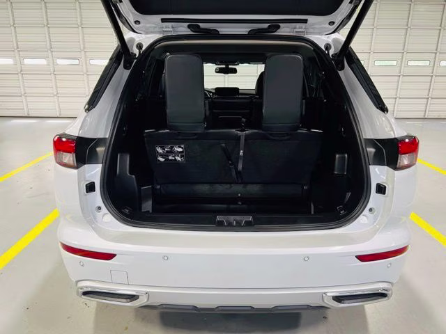 2025 White Diamond Mitsubishi Outlander PHEV SEL AWD SUV