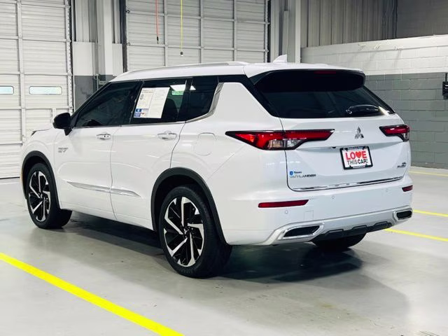 2025 White Diamond Mitsubishi Outlander PHEV SEL AWD SUV