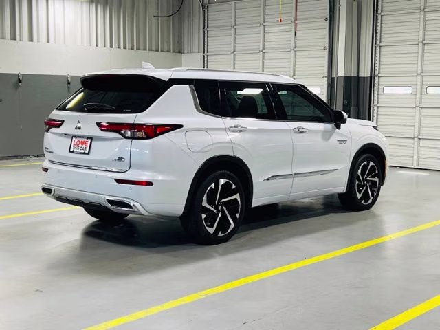 2025 White Diamond Mitsubishi Outlander PHEV SEL AWD SUV