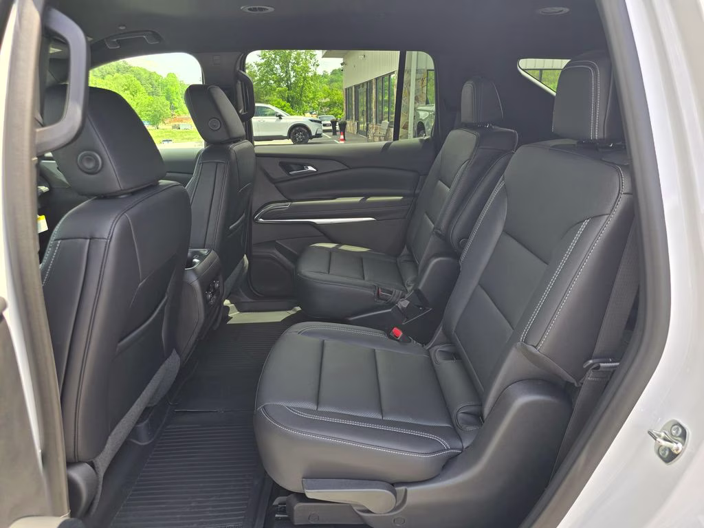 2026 Summit White Chevrolet Traverse LT AWD SUV