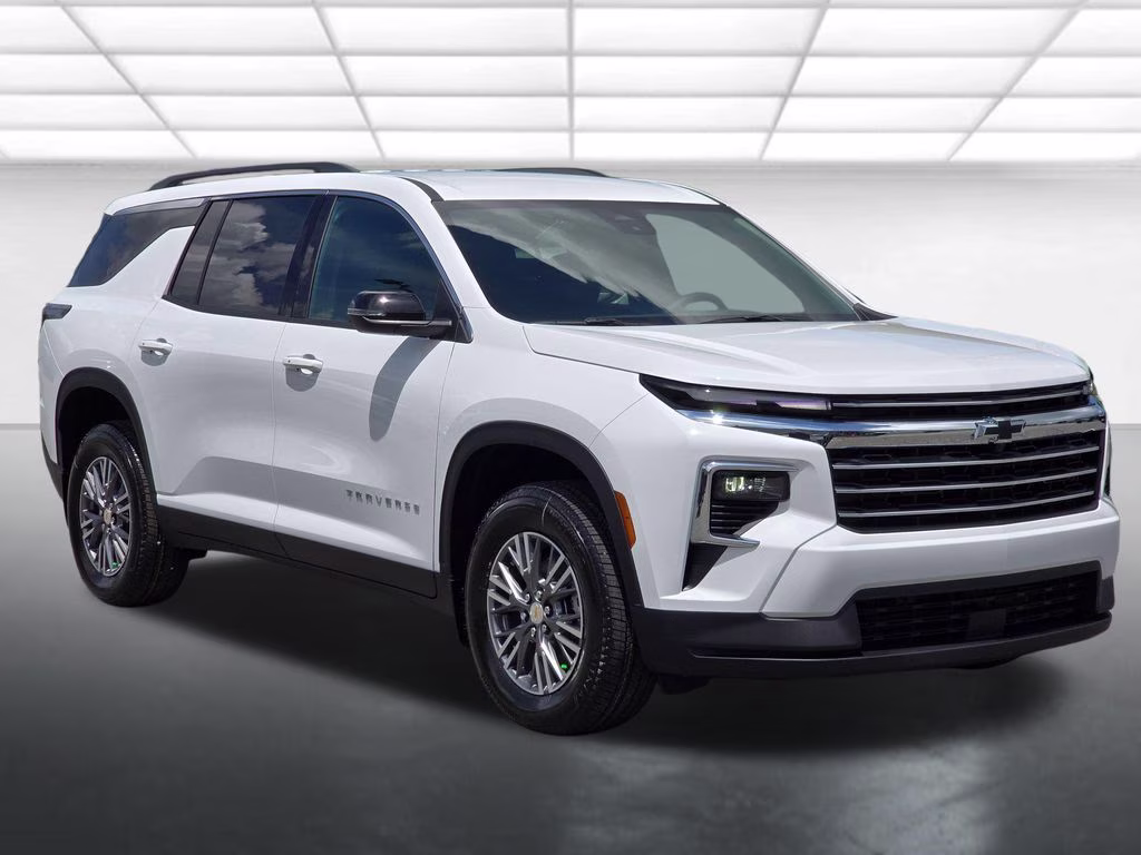 2026 Summit White Chevrolet Traverse LT AWD SUV
