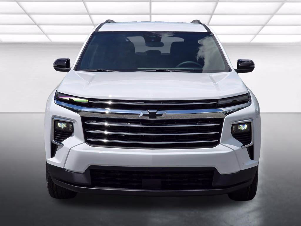 2026 Summit White Chevrolet Traverse LT AWD SUV