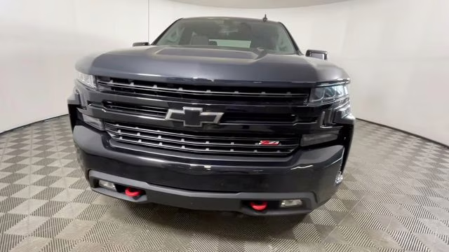 2022 Shadow Gray Metallic Chevrolet Silverado 1500 LTD LT Trail Boss 4X4 Truck