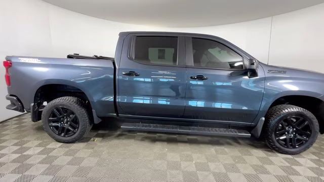 2022 Shadow Gray Metallic Chevrolet Silverado 1500 LTD LT Trail Boss 4X4 Truck