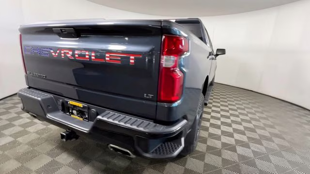2022 Shadow Gray Metallic Chevrolet Silverado 1500 LTD LT Trail Boss 4X4 Truck