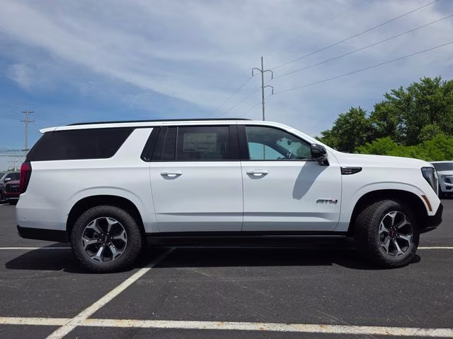 2026 Summit White GMC Yukon XL AT4 Ultimate 4X4 SUV