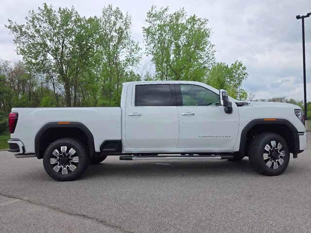 2026 Summit White GMC Sierra 2500HD Denali 4X4 Truck