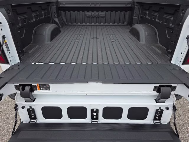 2026 Summit White GMC Sierra 2500HD Denali 4X4 Truck