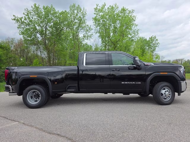2026 Onyx Black GMC Sierra 3500HD SLE 4X4 Truck