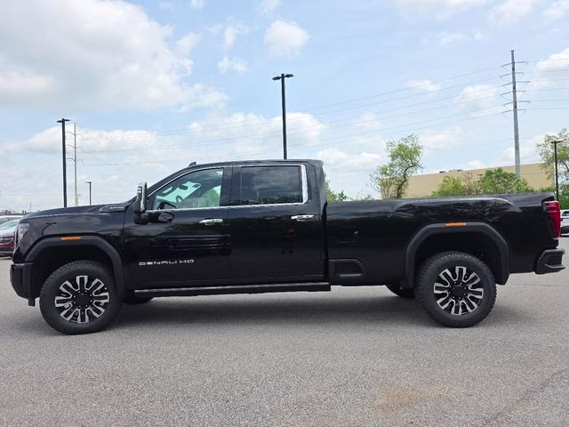 2026 Onyx Black GMC Sierra 3500HD Denali Ultimate 4X4 Truck