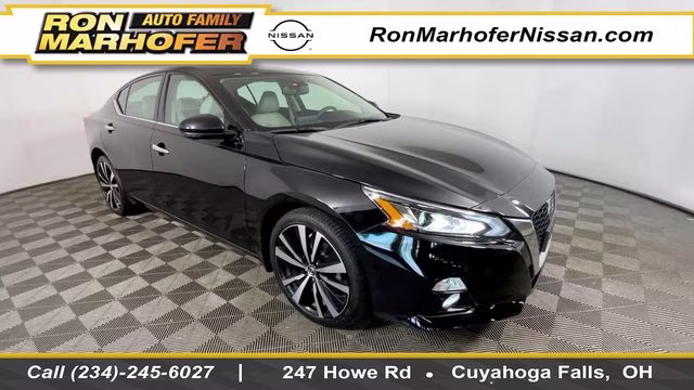 2021 Super Black Nissan Altima 2.5 Platinum AWD Sedan