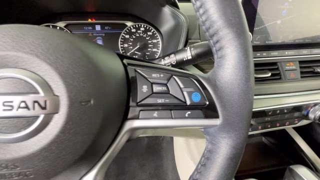 2021 Super Black Nissan Altima 2.5 Platinum AWD Sedan