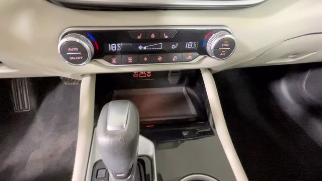 2021 Super Black Nissan Altima 2.5 Platinum AWD Sedan