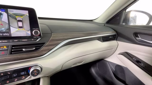 2021 Super Black Nissan Altima 2.5 Platinum AWD Sedan
