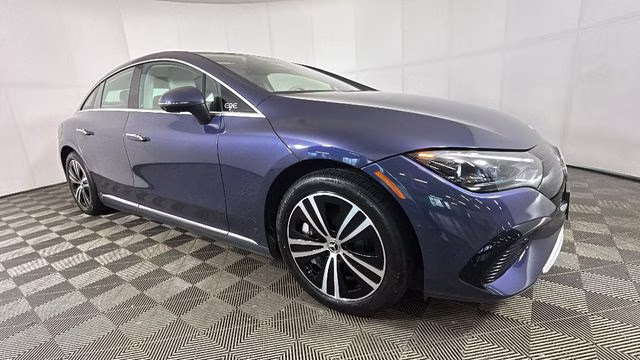 2023 Twilight Blue Metallic Mercedes-Benz EQE 350 Sedan AWD Sedan