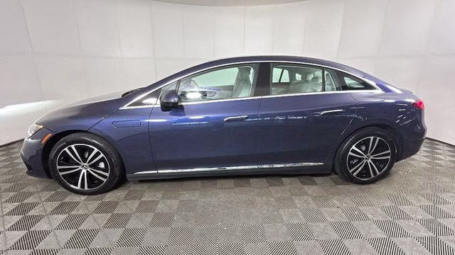 2023 Twilight Blue Metallic Mercedes-Benz EQE 350 Sedan AWD Sedan