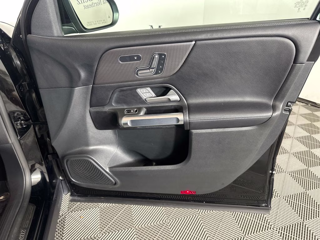 2023 Night Black Mercedes-Benz GLB GLB 250 FWD SUV