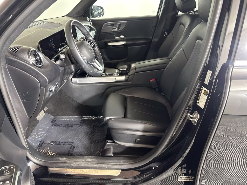 2023 Night Black Mercedes-Benz GLB GLB 250 FWD SUV