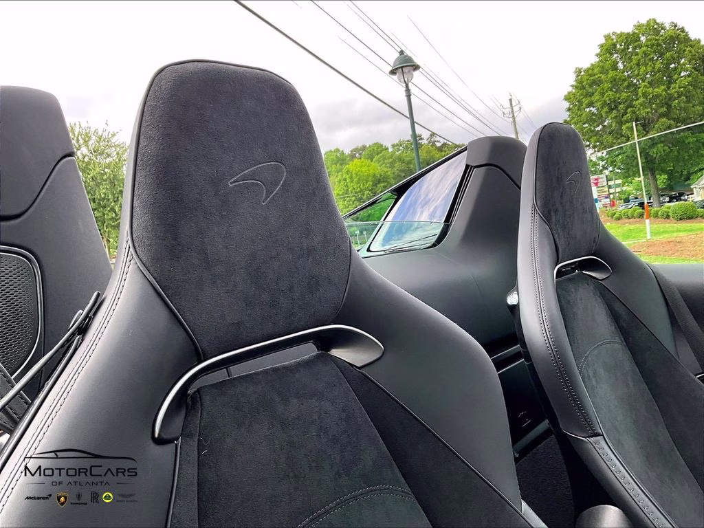 2025 Mantis Green McLaren Artura .PERFORMANCE SPIDER RWD Convertible