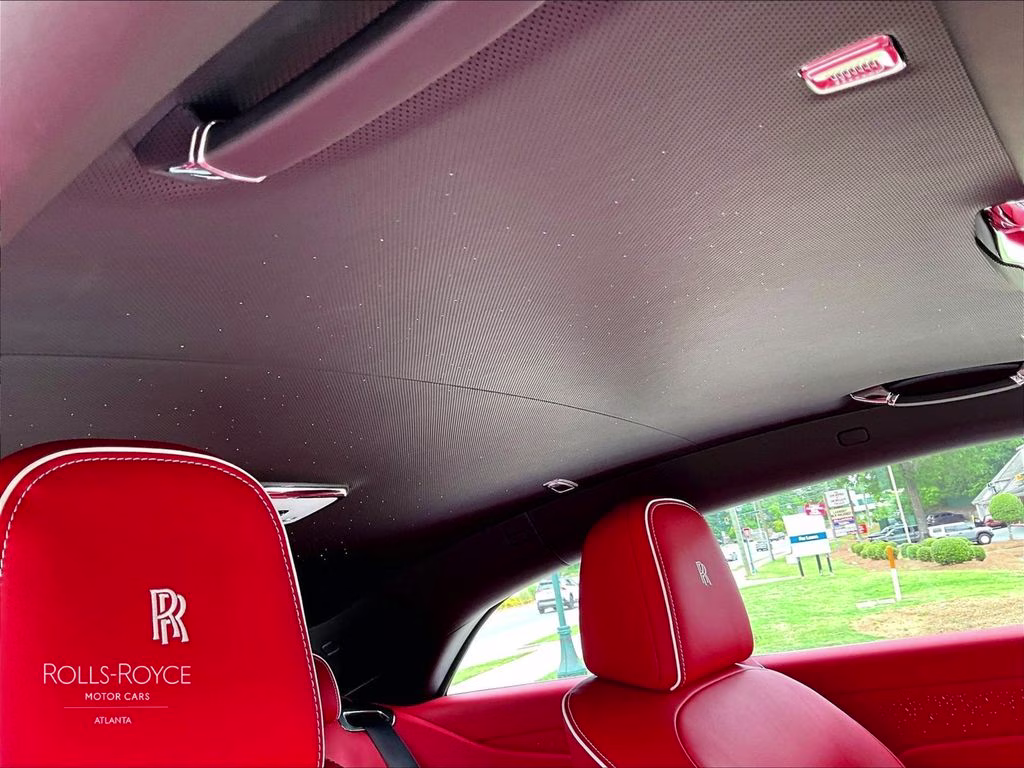 2024 Arctic White Rolls-Royce Spectre AWD Coupe